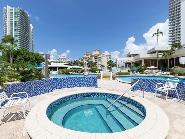 19707 Turnberry Way # 21E, Aventura FL 33180