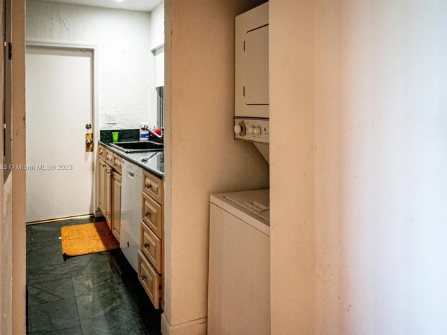 9200 W Bay Harbor Dr # 4B, Bay Harbor Islands FL 33154