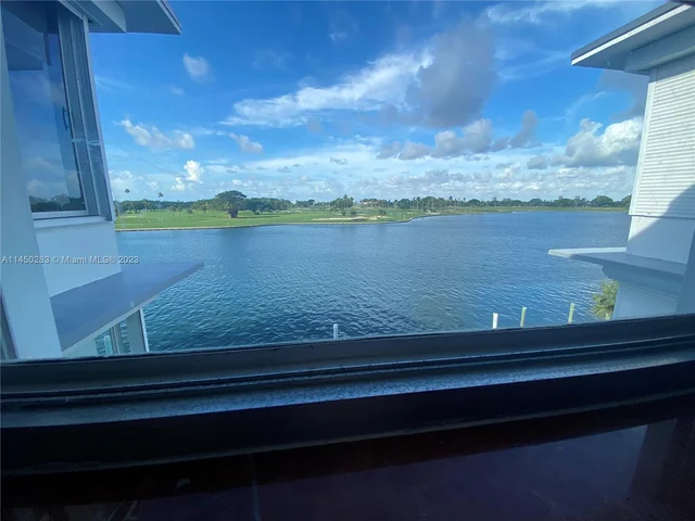 9200 W Bay Harbor Dr # 4B, Bay Harbor Islands FL 33154