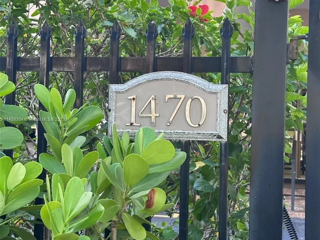 1470 NE 125th Ter # 810, North Miami FL 33161