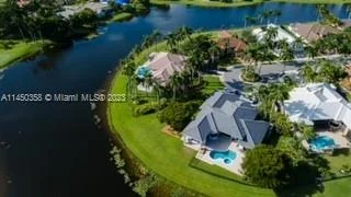 2534 Poinciana Dr, Weston FL 33327