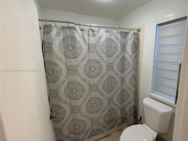 9206 SW 147th Ct, Miami FL 33196