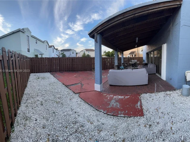 9206 SW 147th Ct, Miami FL 33196