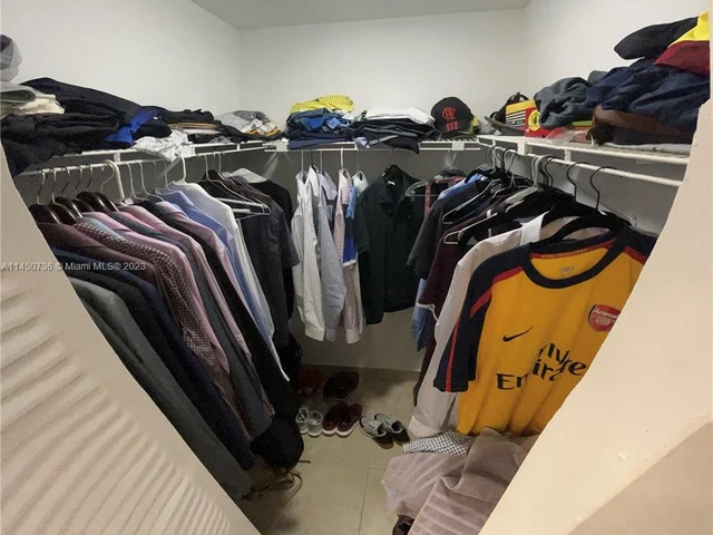 9206 SW 147th Ct, Miami FL 33196