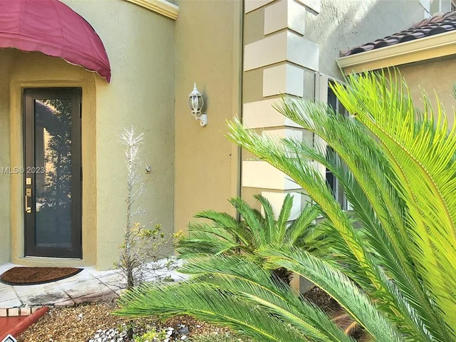 14061 SW 54th St, Miramar FL 33027