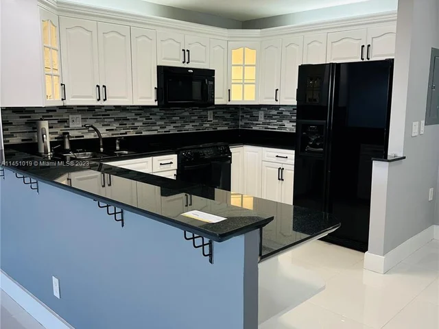 1170 NE 191st St # 26, Miami FL 33179