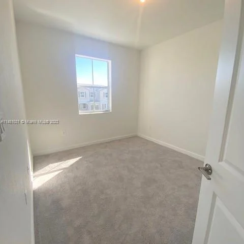 2669 SE 10th St, Homestead FL 33035