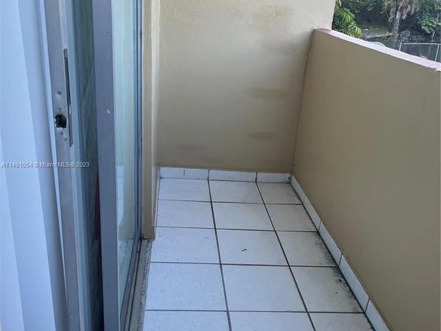 4265 South Tamiami Canal Dr # 212, Miami FL 33126