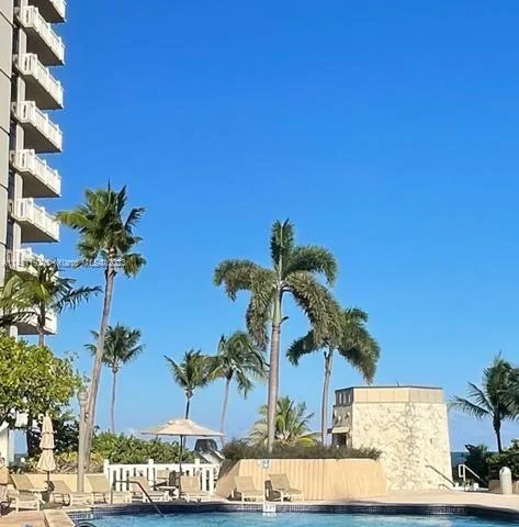 1121 Crandon Blvd # E306, Key Biscayne FL 33149