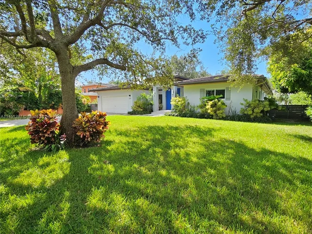 1204 Placetas Ave, Coral Gables FL 33146