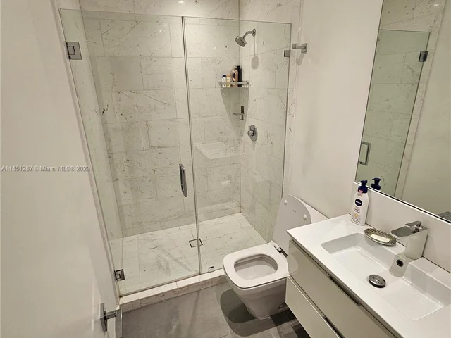 1204 Placetas Ave, Coral Gables FL 33146