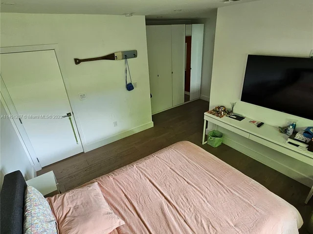 1204 Placetas Ave, Coral Gables FL 33146