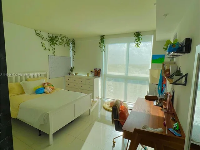 1861 NW South River Dr # 02, Miami FL 33125