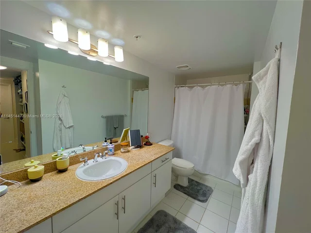 1861 NW South River Dr # 02, Miami FL 33125