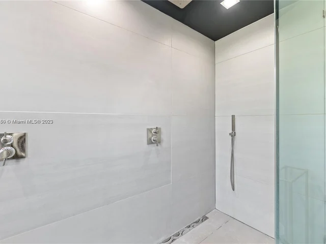 14301 SW 130th ave, Miami FL 33186