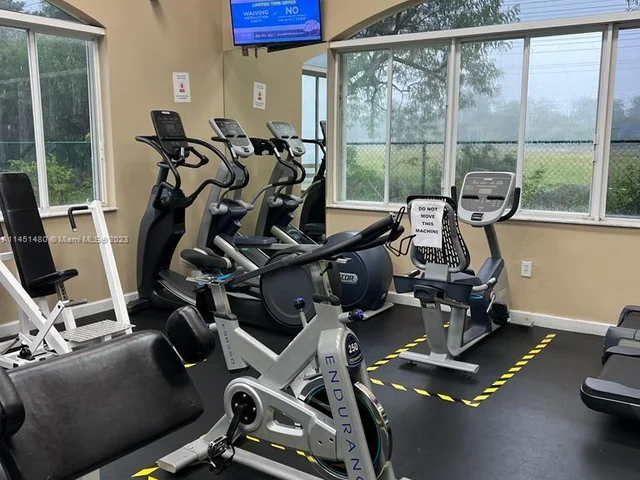 14301 SW 130th ave, Miami FL 33186