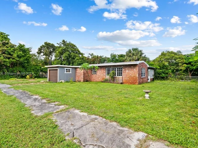 901 NE 16th Pl, Fort Lauderdale FL 33305