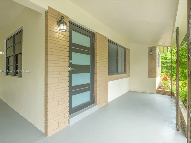 4303 NW 5th Ave, Oakland Park FL 33309