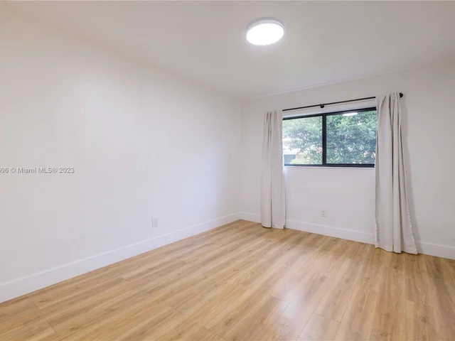 4303 NW 5th Ave, Oakland Park FL 33309