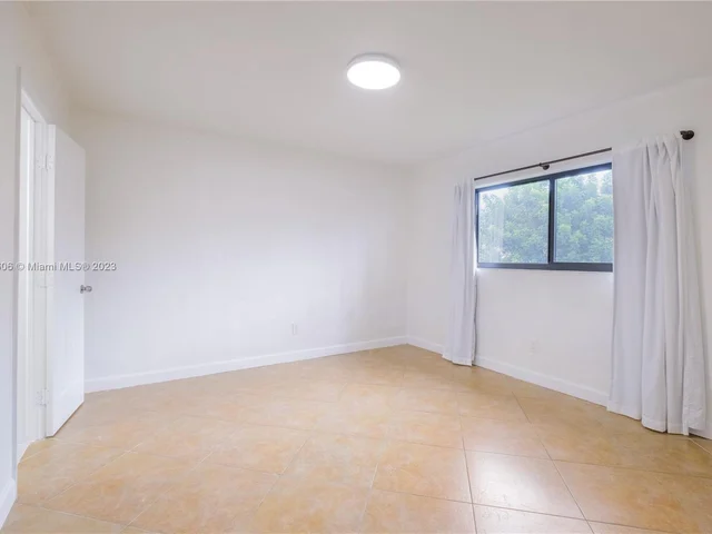 4303 NW 5th Ave, Oakland Park FL 33309