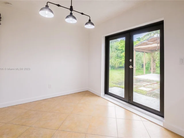 4303 NW 5th Ave, Oakland Park FL 33309