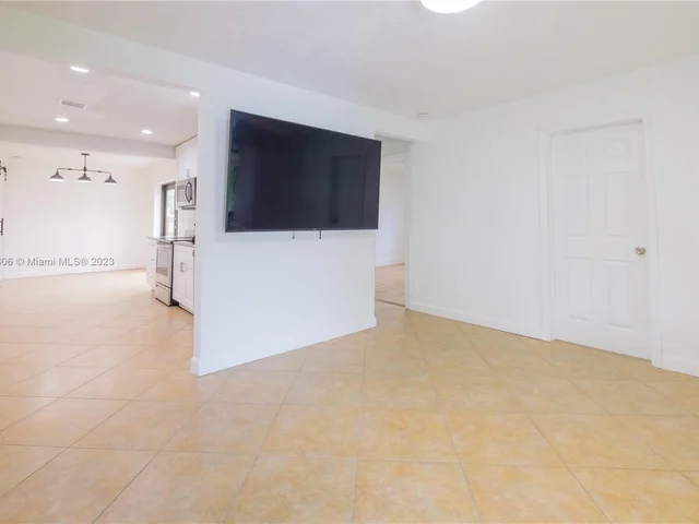 4303 NW 5th Ave, Oakland Park FL 33309