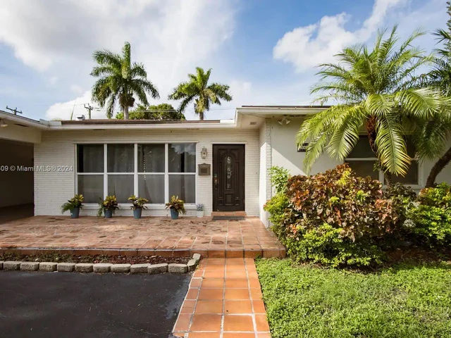 3467 Fillmore St, Hollywood FL 33021