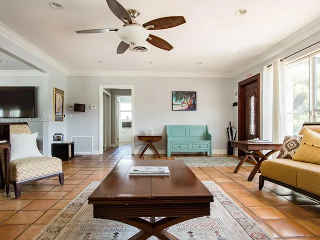 3467 Fillmore St, Hollywood FL 33021