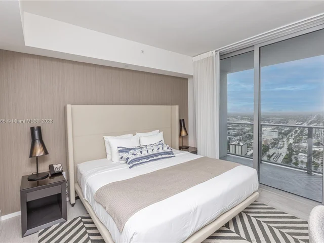 4010 S Ocean Dr # T3504, Hollywood FL 33019