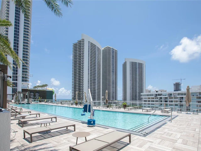 4010 S Ocean Dr # T3504, Hollywood FL 33019