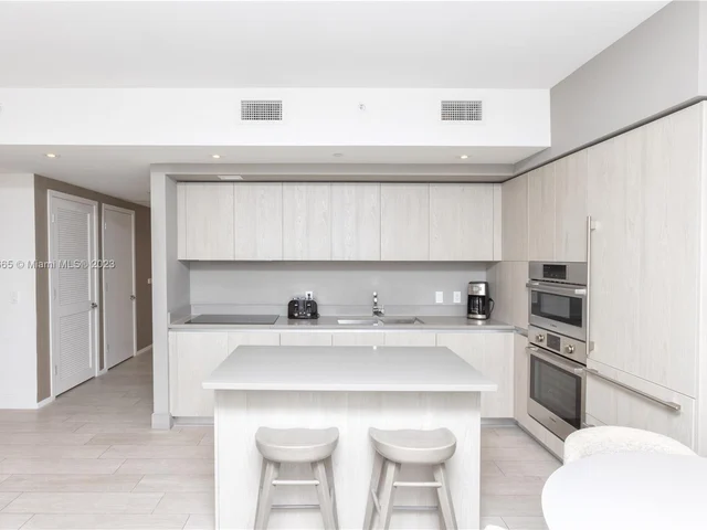 4010 S Ocean Dr # T3504, Hollywood FL 33019