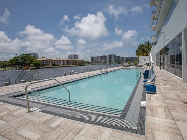 4010 S Ocean Dr # T3504, Hollywood FL 33019