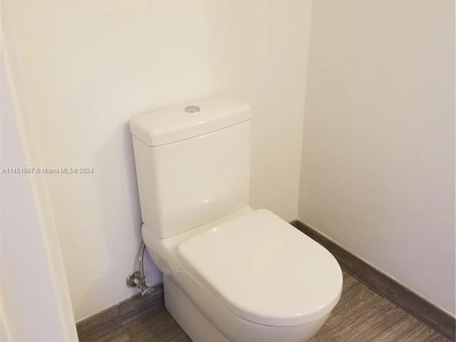 1010 Brickell Ave # 3205, Miami FL 33131