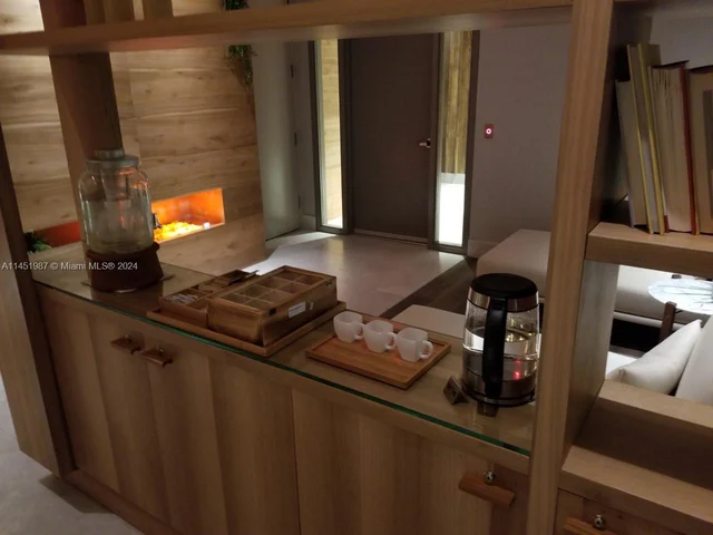 1010 Brickell Ave # 3205, Miami FL 33131