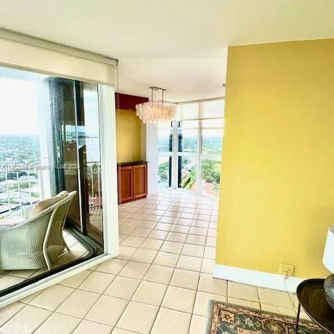 4000 Towerside Ter # 2212, Miami FL 33138