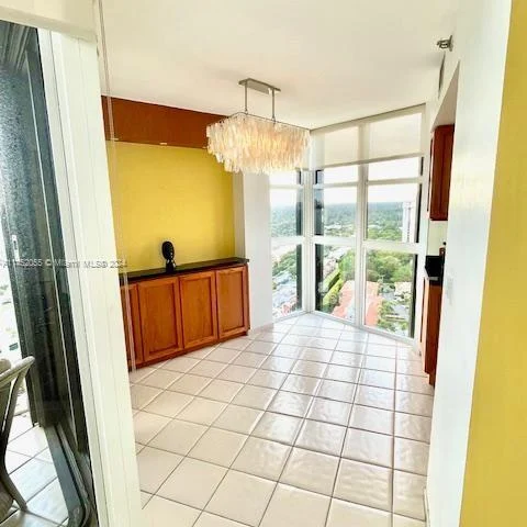 4000 Towerside Ter # 2212, Miami FL 33138