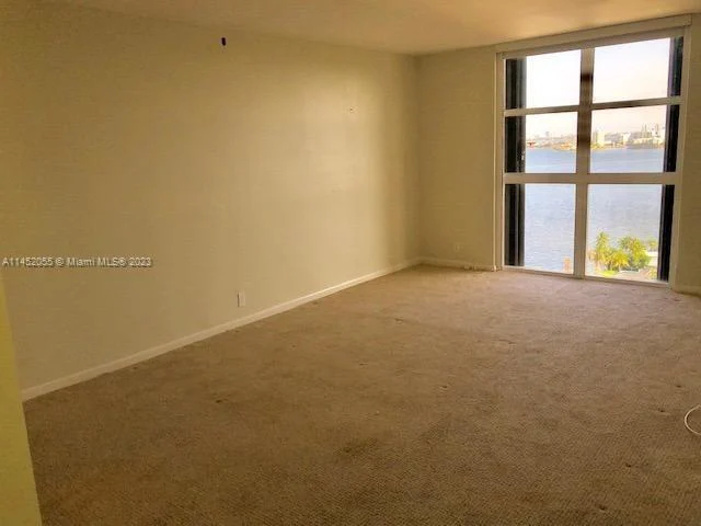 4000 Towerside Ter # 2212, Miami FL 33138