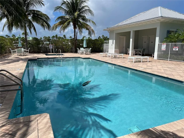 102 Ocean Breeze Dr # 102, Juno Beach FL 33408