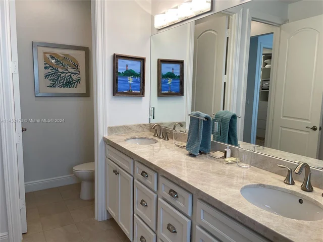 102 Ocean Breeze Dr # 102, Juno Beach FL 33408