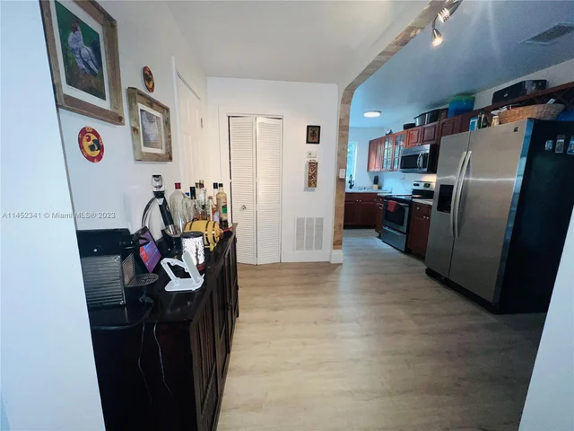 3044 SW 15th St, Miami FL 33145