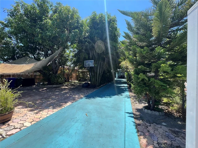 3044 SW 15th St, Miami FL 33145