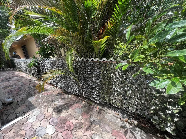 3044 SW 15th St, Miami FL 33145