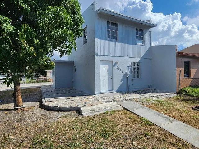 4527 NW 191st Ter, Miami Gardens FL 33055