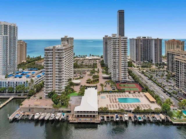 1965 S Ocean Dr # 18J, Hallandale Beach FL 33009