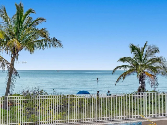 1965 S Ocean Dr # 18J, Hallandale Beach FL 33009