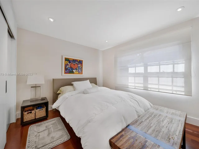 506 Misty Oaks Dr, Pompano Beach FL 33069