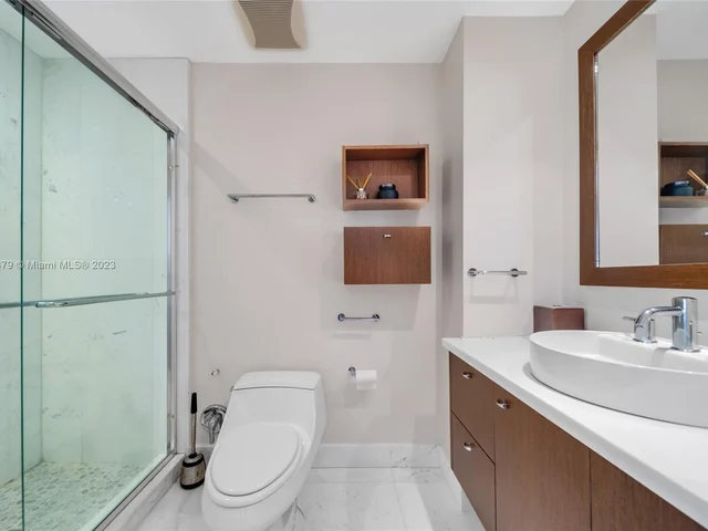 506 Misty Oaks Dr, Pompano Beach FL 33069