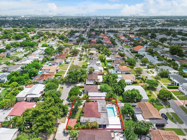7940 SW 21st St, Miami FL 33155