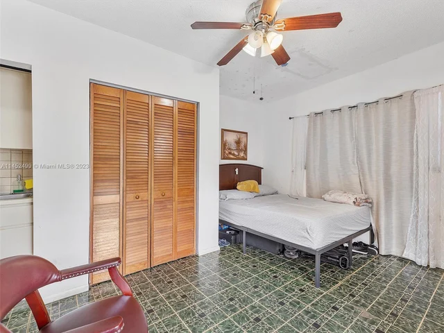 7940 SW 21st St, Miami FL 33155