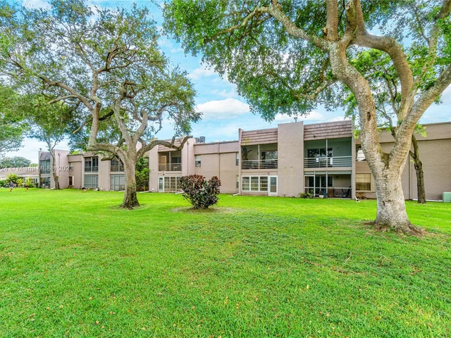 2929 Zorno Way # 2020, Delray Beach FL 33445